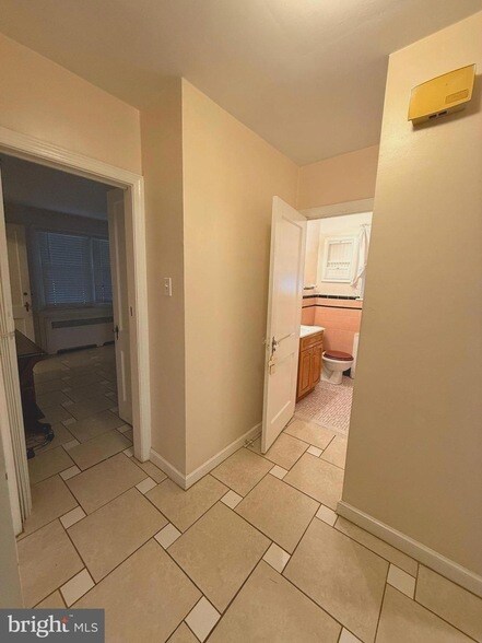 Building Photo - 4401 Bleigh Ave