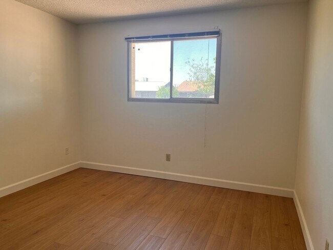 Building Photo - AWESOME TEMPE HOME!!