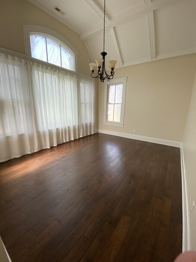 Building Photo - 65 Orvis Stone Cir