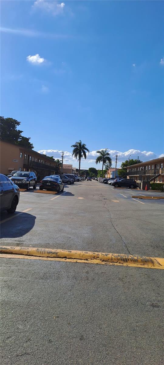 Building Photo - 5421 W 24th Ave