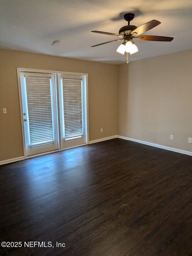 Building Photo - 218 Jardin De Mer Pl