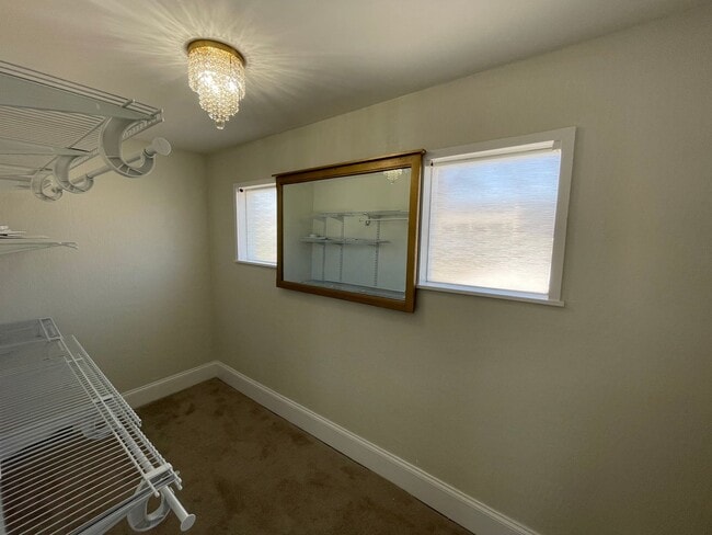 Building Photo - GORGEOUS 4 BEDROOM HOME