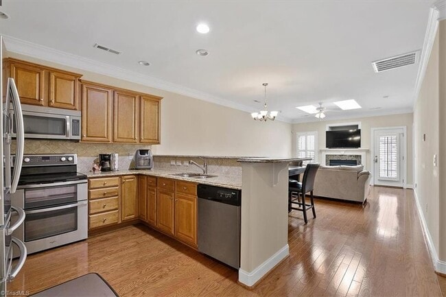 Building Photo - 1475 Neville Gardens Ln