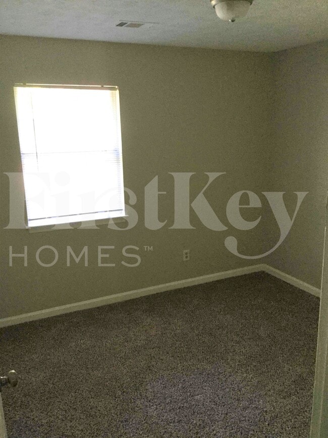 Building Photo - 3571 Orbit Ct