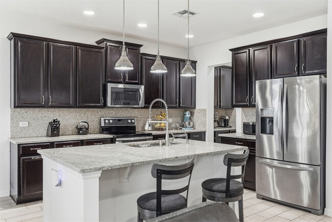 Building Photo - Waterfront Lake Nona Pool Home