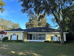 Building Photo - 1241 N Lake Elbert Dr NE