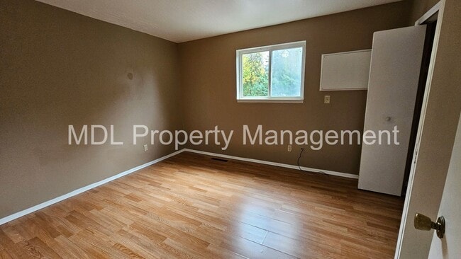Building Photo - 412 N Charles St