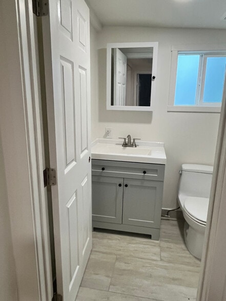 Building Photo - 7050 Sycamore Rd