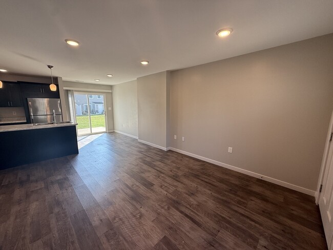 Building Photo - 106 Terrace Drive