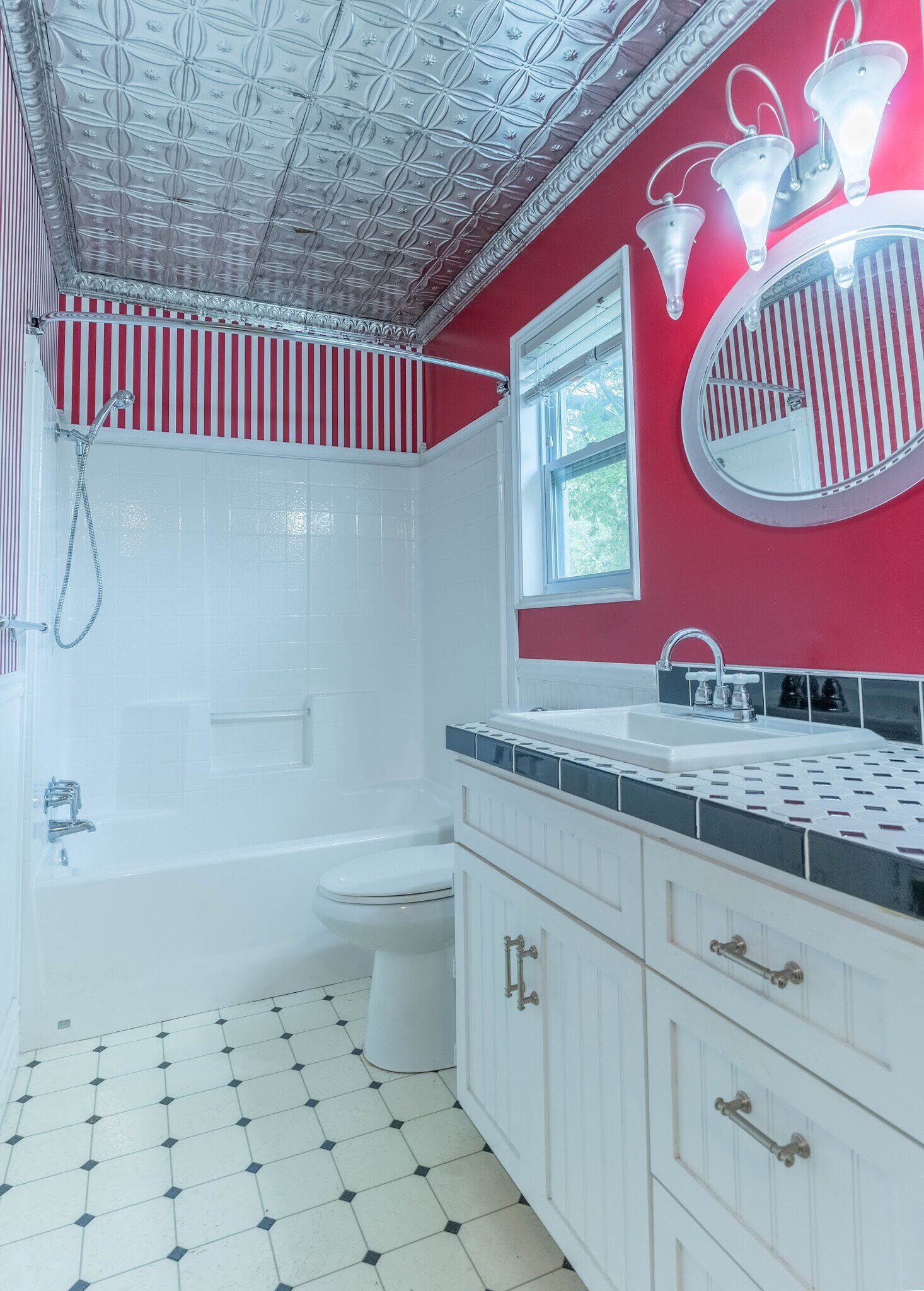 Bathroom - 1800 Hilltop Dr
