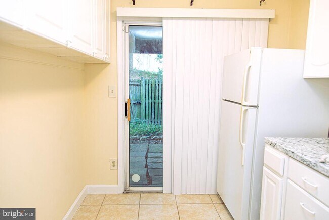 Building Photo - 7029 Onyx Ct