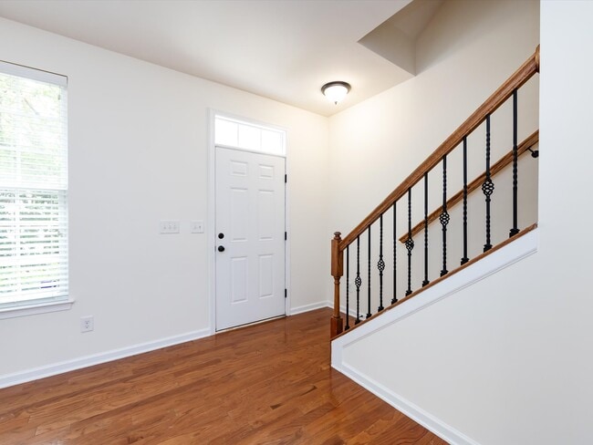 Building Photo - 257 N Irwin Ave