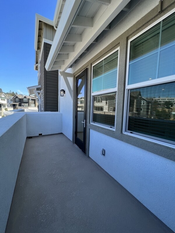 Building Photo - 426 Semillon Ln