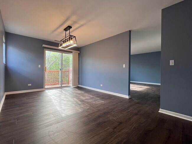 Building Photo - 3413 Blue Ridge Dr