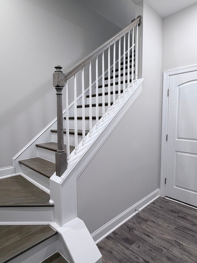 Building Photo - 57 Walnut Springs Dr