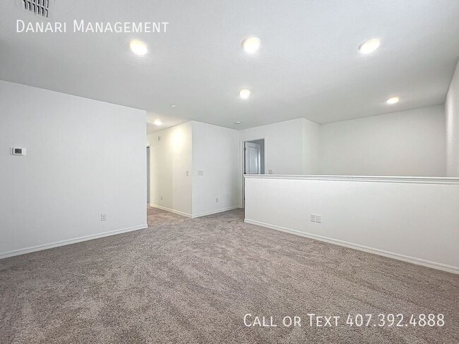 Building Photo - 1679 Meadowlark Dr