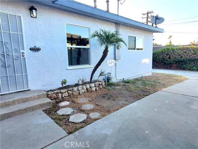 Primary Photo - 25913 Hillworth Ave