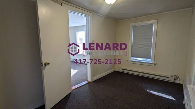 Building Photo - The Perfect Size!