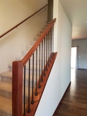 Building Photo - Coming for late month, move in in October!...