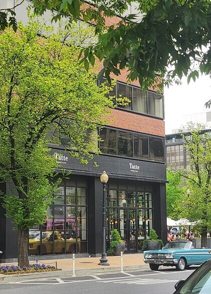 The Neighborhood - Cafe Time - 2515 K St NW