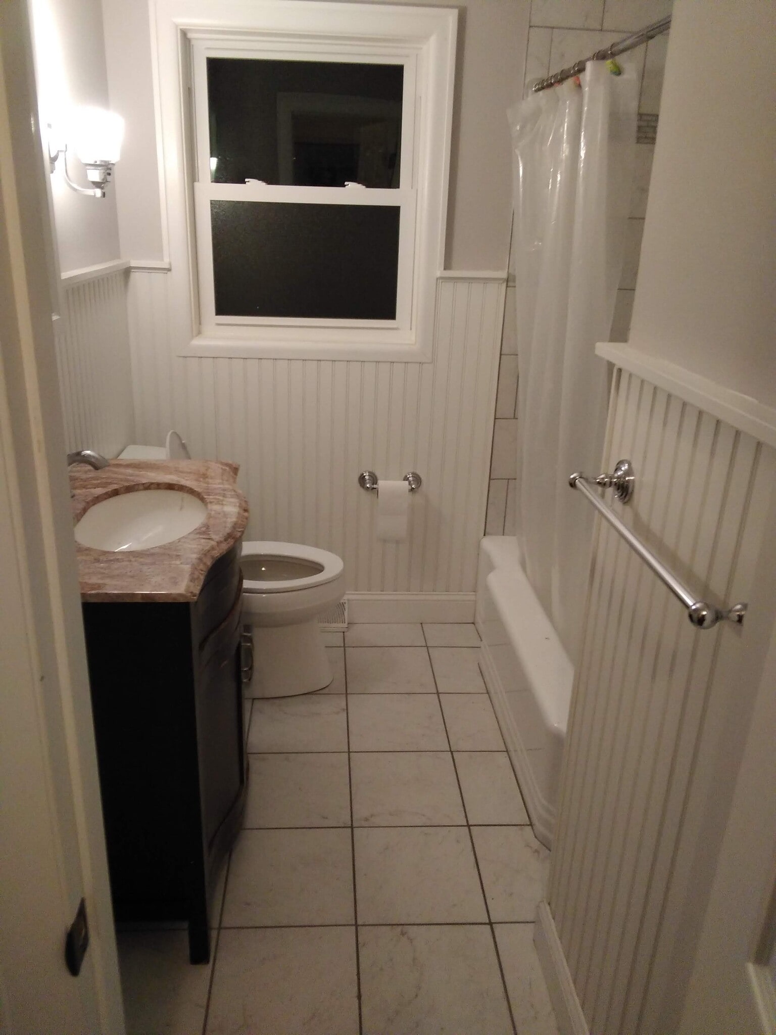 Second bath - 46 W Parkwood St