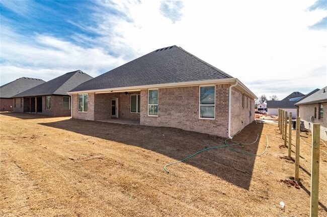 Building Photo - 1262 Cittadella Ave