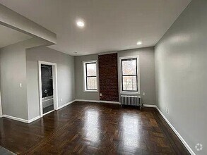 Building Photo - 2 bedroom in BRONX NY 10467