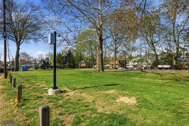 Building Photo - 39 Wilmore Rd