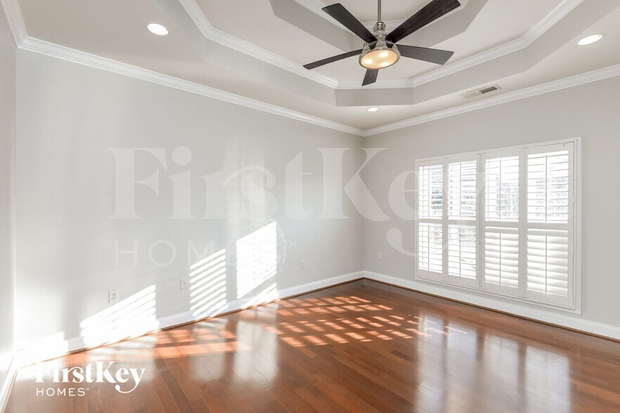 Building Photo - 149 Willow View Lane