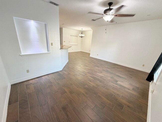 Building Photo - 8216 Casa Verde Rd