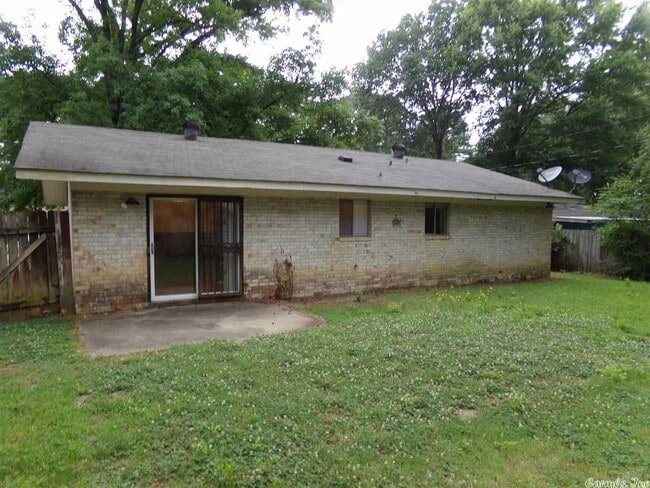 Building Photo - 39 Hatfield Dr