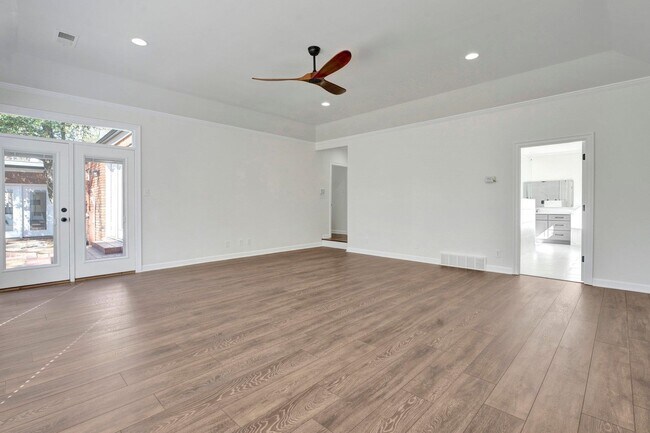 Building Photo - 4679 Walnut Grove Rd