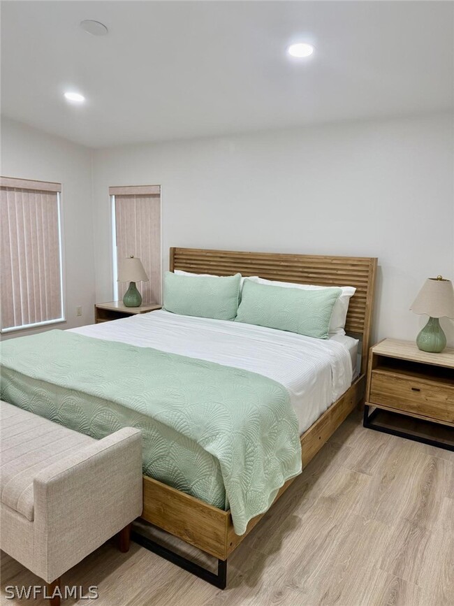 Building Photo - 27579 Big Bend Rd