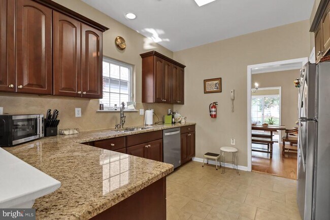 Building Photo - 41 Cardinal Flower Ln