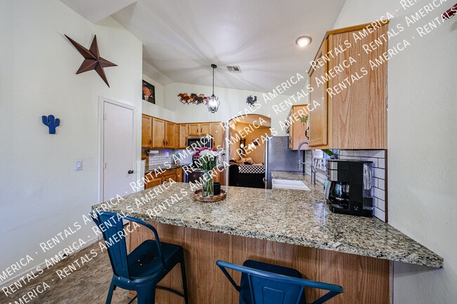 Building Photo - 7175 W Citrus Way