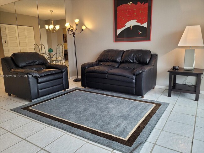 Building Photo - 1985 S Ocean Dr