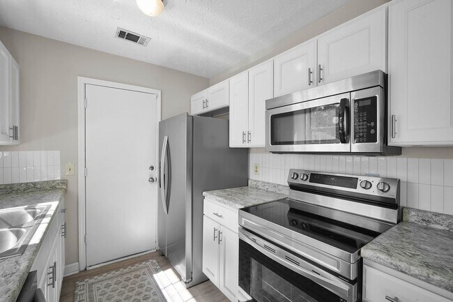 Building Photo - 234 Bordeaux Ln