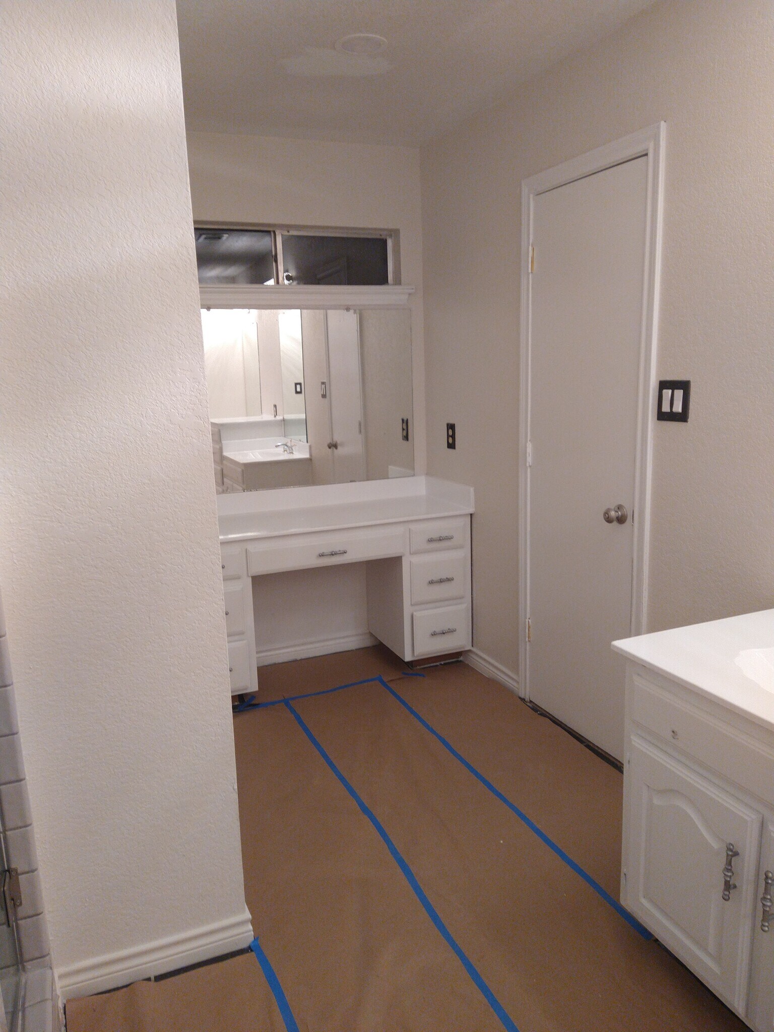 Building Photo - 2100 Arlena Dr