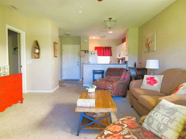 Building Photo - 2140 Heron Lake Dr