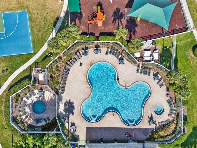 Building Photo - 4732 Barchetta Dr