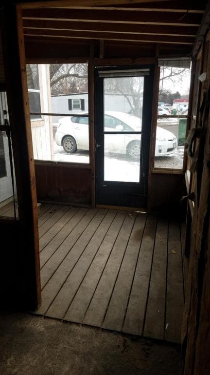 Building Photo - 510 8th St S