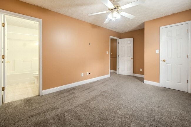 Building Photo - Spacious 4BR/3BA Townhome | Pet Friendly | Washer & Dryer Included | $1,600/mo