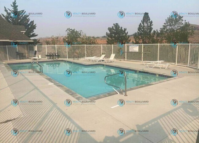 Building Photo - 200 Talus Way