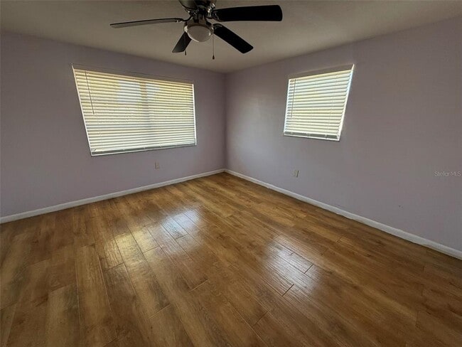 Building Photo - 121 Carlisle Ave NW