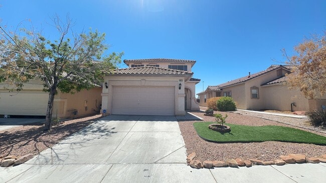 Primary Photo - Summer-ready 4-bedroom Retreat in the Nort...