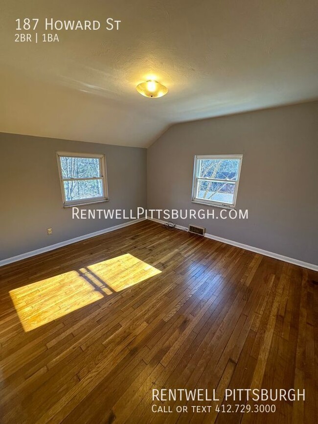 Building Photo - 2 Bedroom Home in Penn Hills