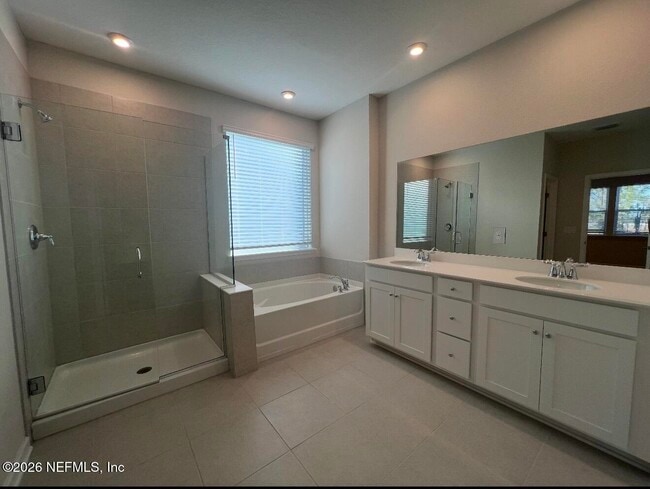 Building Photo - 2876 Bella Terra Lp