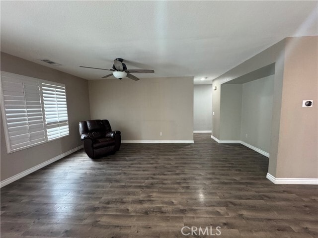 Building Photo - 1517 Marigold Dr