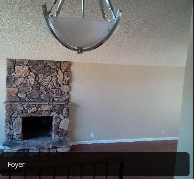 Building Photo - 16755 Cerro Vista Dr