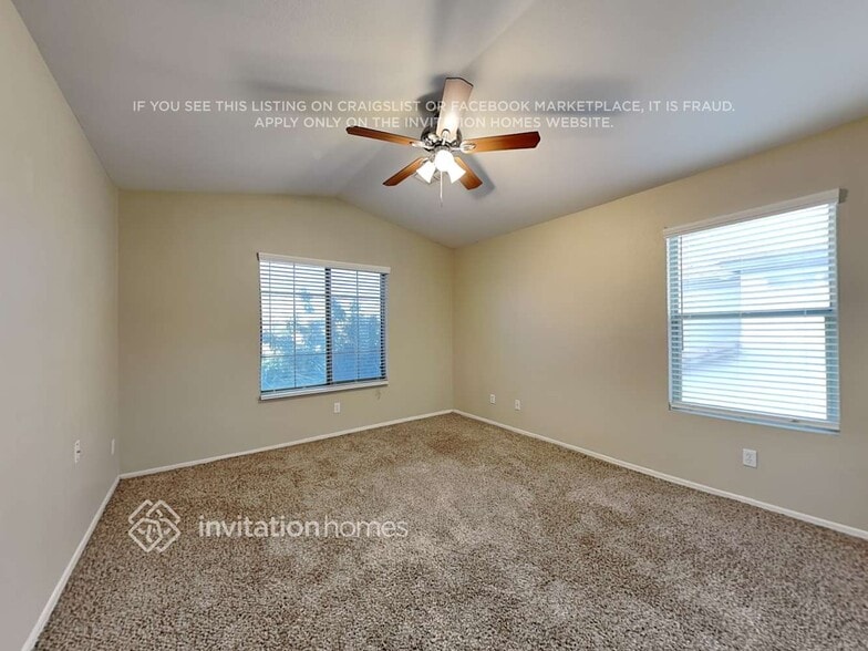 Building Photo - 2133 N 29th Pl